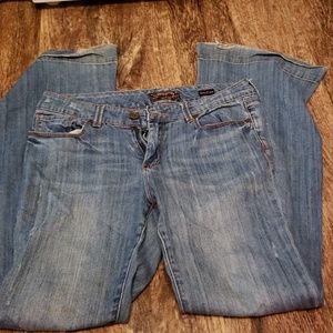 Seven7 Jeans